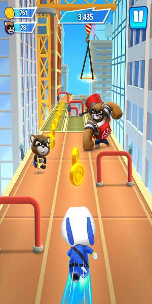 Talking Tom Hero Dash MOD Screenshot 1