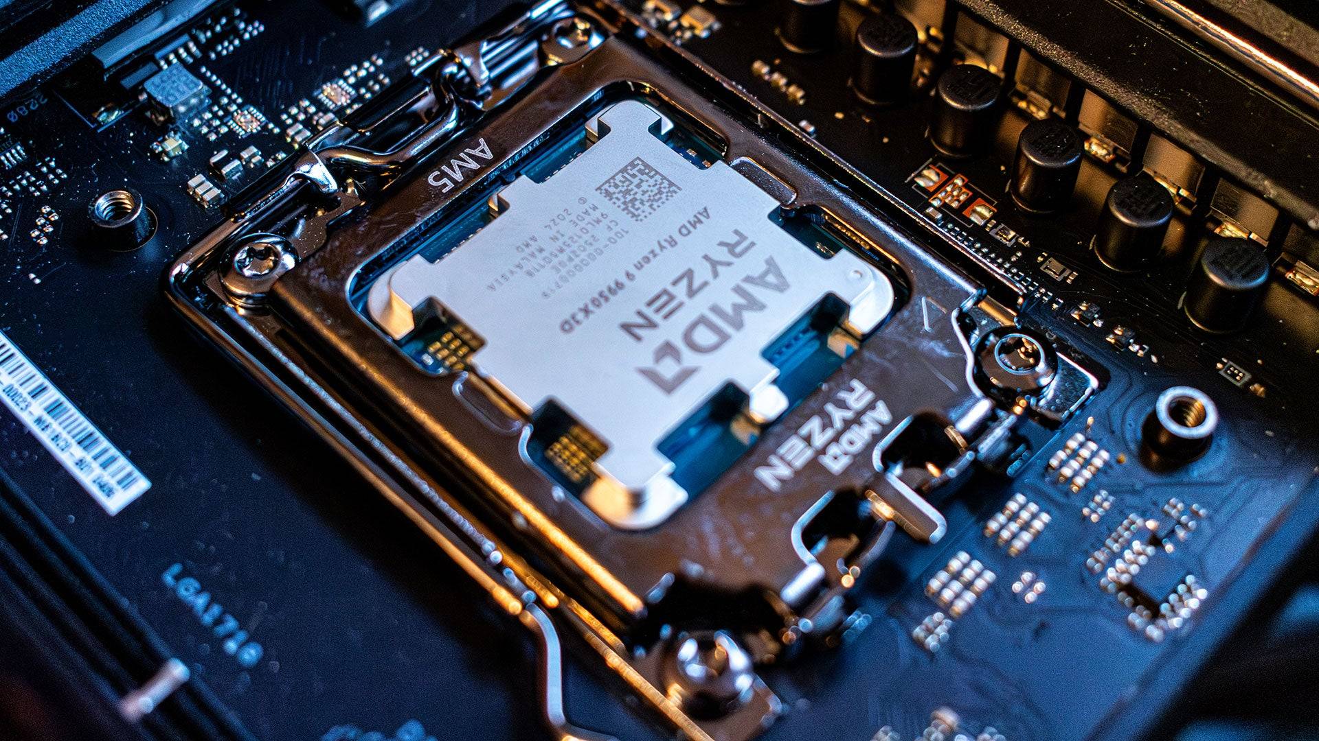 AMD Ryzen 9 9950x3d - Front View