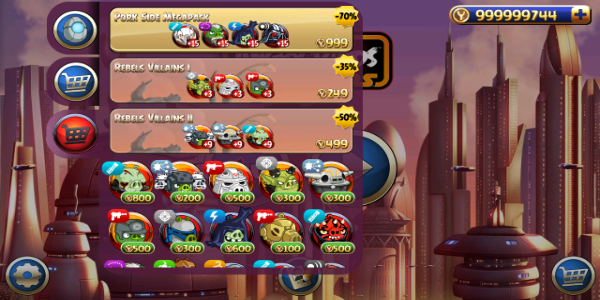 <p>从塔图因的沙漠到恩多森林，Angry Birds Star Wars 2 APK 拥有视觉上令人惊叹的环境，这些环境忠实地再现了星球大战宇宙中标志性的场景。细节处理令人印象深刻，每个关卡都经过精心设计，以捕捉电影原始场景的精髓。角色以充满活力的设计栩栩如生，向星球大战角色致敬。从作为红鸟的卢克·天行者到作为猪的达斯·维达，每个角色都立即为人所知，并增加了游戏的趣味性和吸引力。</p>
<p><strong>逼真的音效</strong></p>
<p>Angry Birds Star Wars 2 APK 的亮点之一是其氛围感十足的配乐，其中包含星球大战电影中的标志性音乐。从史诗般的主题曲到令人兴奋的战斗音乐，配乐增加了沉浸感，让玩家感觉自己真正置身于星球大战宇宙中。此外，游戏还包含来自星球大战宇宙的逼真音效。从光剑的嗡嗡声到爆能器的噼啪声，每个音效都旨在将玩家沉浸在史诗般的星球大战战斗中。</p>
<p><img src=